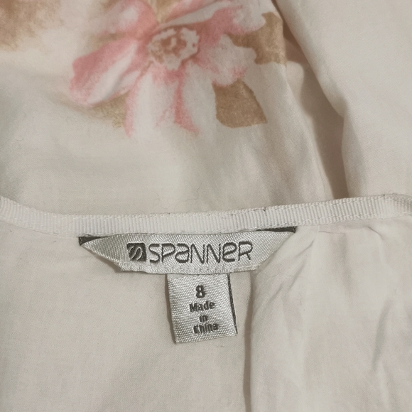 Spanner - Floral Watercolour, A Line Skirt, Fully Lined with Pockets, Size 8 - Picture 5 of 7